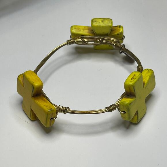 BOURBON & BOWETIES gold tone bracelet bangle canary yellow dyed stone cross - Picture 5 of 8